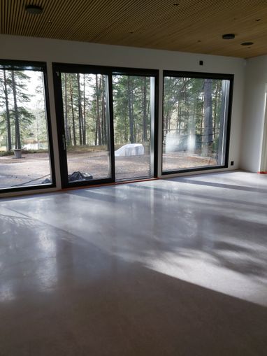 Kiillotettu betonilattia